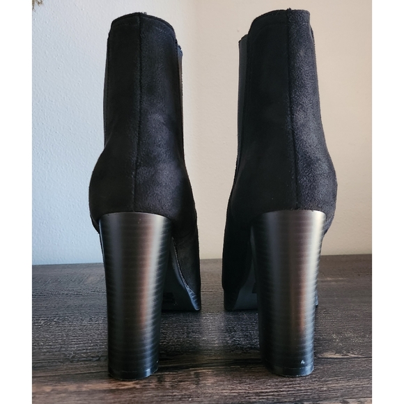 . Wild Diva Black Suede Booties/Boots - Picture 4 of 13
